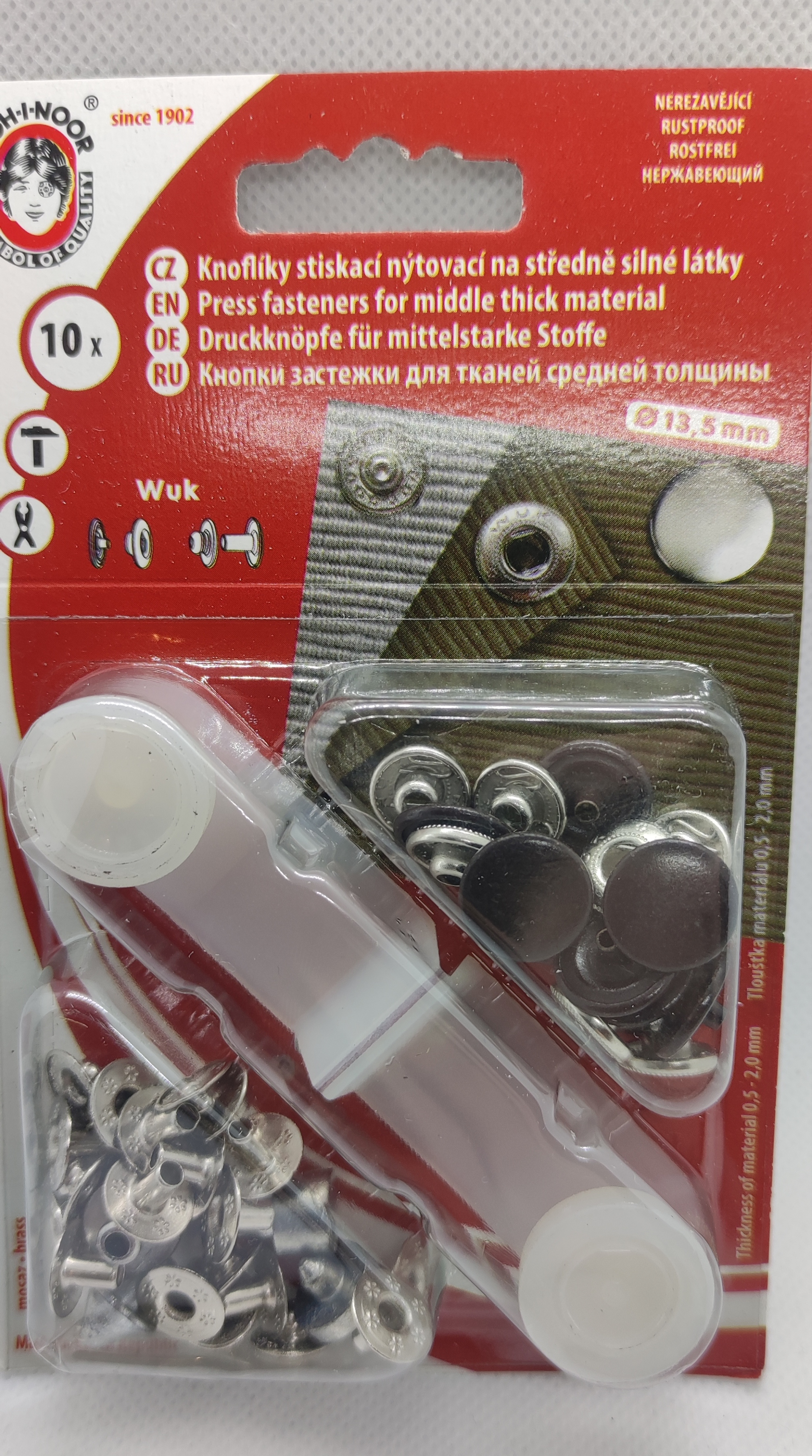 Knoflík WUK 5/4 blistr - 967 - tmavě hnědá
