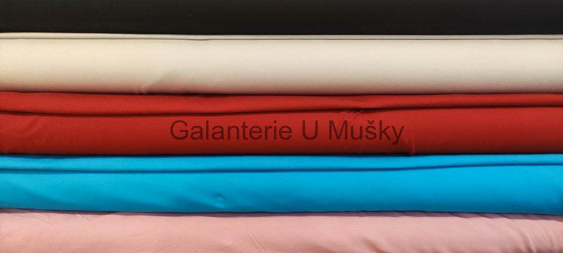 Úplet - černý 210g