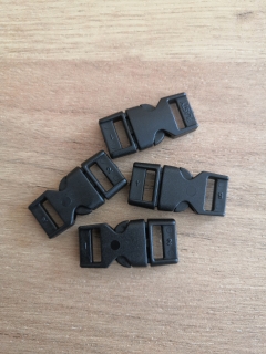 Spona plastová 10 mm trojzubec - černá 10ks