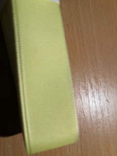Stuha taftová 20 mm - banánová